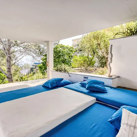 Villa Modern Chill By Interhome